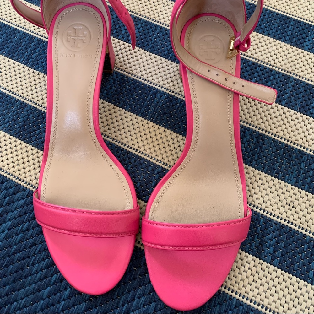 Pink and gold Tory sandals